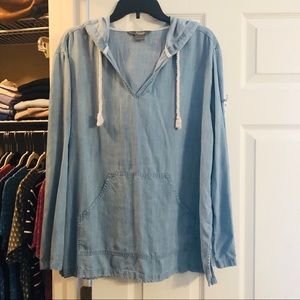 Chambray Hooded Pullover Shirt EUC